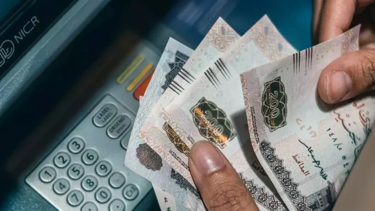 عاجل: قرار رسمي من وزارة المالية… صرف رواتب أبريل ومايو يبدأ يوم 19 من كل شهر - متأخرات مارس تتدفق من 7 أبريل 2026!