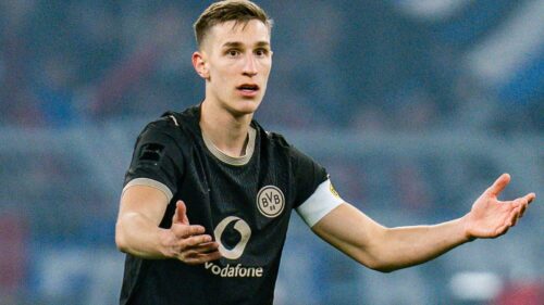 لاعب بروسيا دورتموند المستهدف من برشلونة وريال مدريد يتحدث بعد تعثر تجديد عقده